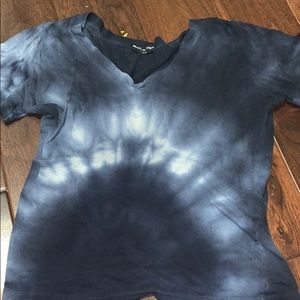 ❤️brandy melville blue tie dye shirt